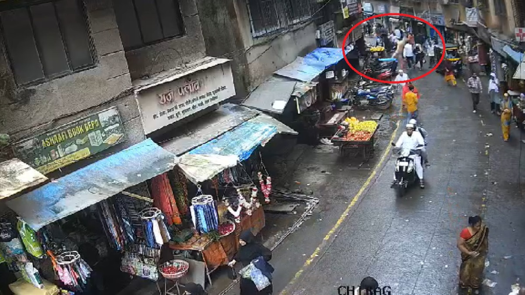 Mumbai News: CCTV में दिखा गोल्डन रिट्रीवर के 5वीं मंजिल से कुत्ते के गिरने से लड़की की मौत