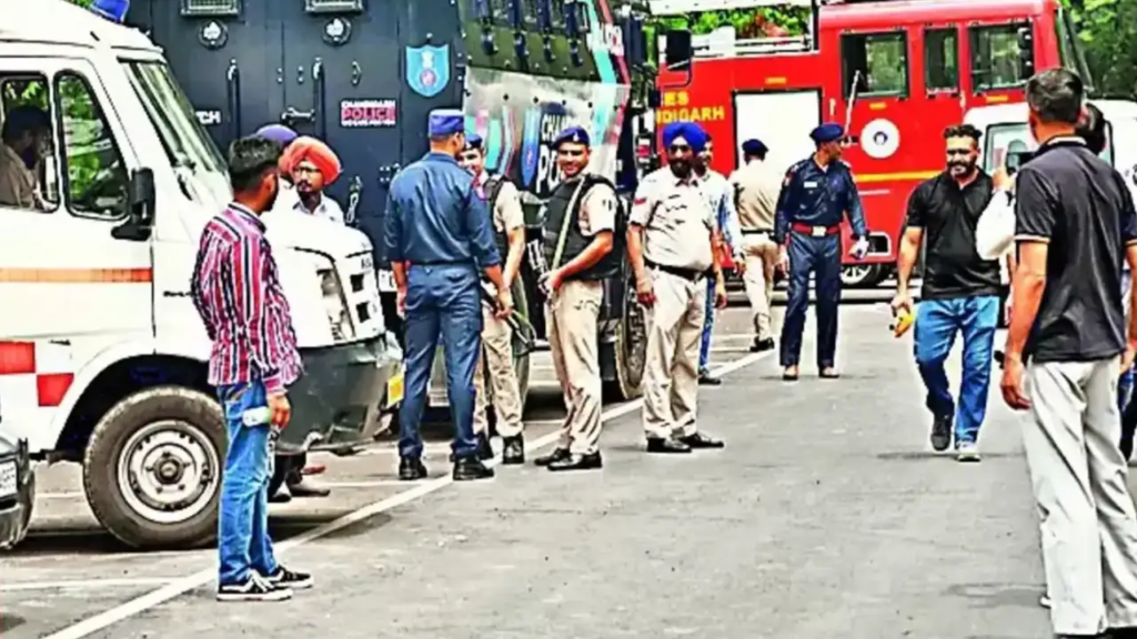 How States Are Preparing: उत्तर प्रदेश में अग्नि अभ्यास, जम्मू में हवाई हमले का जवाब